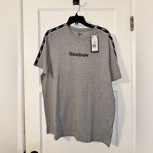 Reebok tshirt large NWT